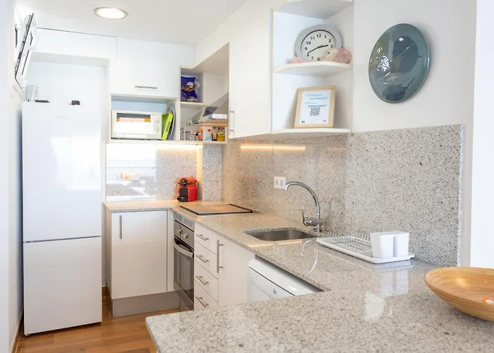 Pis Embaixador - 1a Linea De Mar * Castell-Platja d'Aro